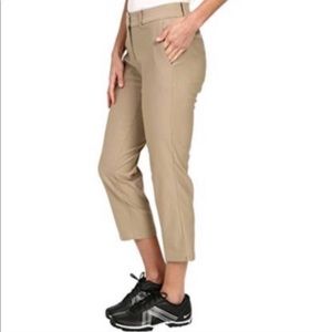 Women’s Nike golf khaki cropped pants size 0